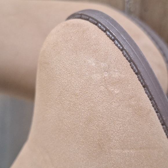 Studded Tan Ankle Boots Size 6M - Picture 8 of 9